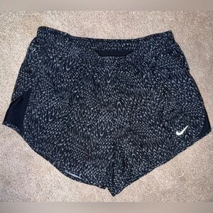XS women’s Nike running Shorts